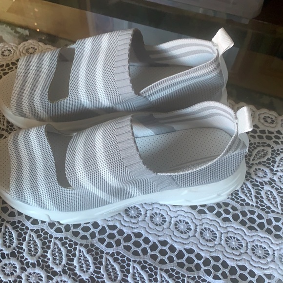 🔵 Stretchy sandals in 2 colors (navy blue sold) - Picture 3 of 4